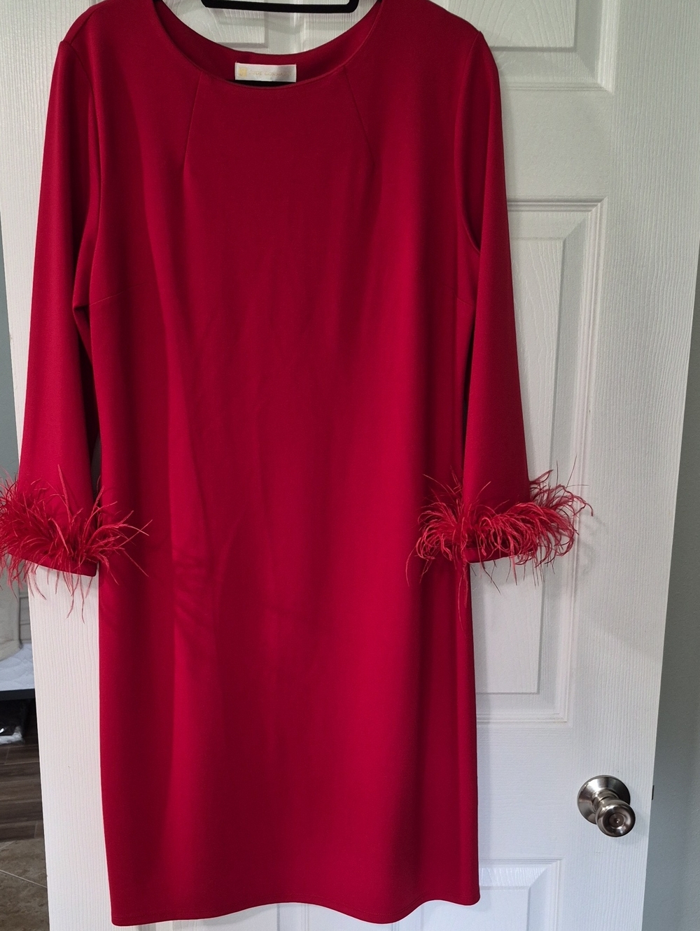 NWT Jude Connally Red Feather-Cuff Shift Dress- Large - Picture 2 of 8